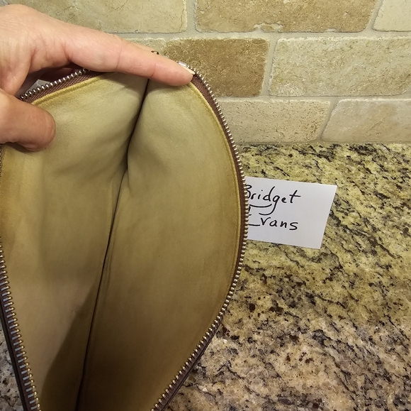 Gucci Bloom Large Pouch (Authentic) - Picture 12 of 14